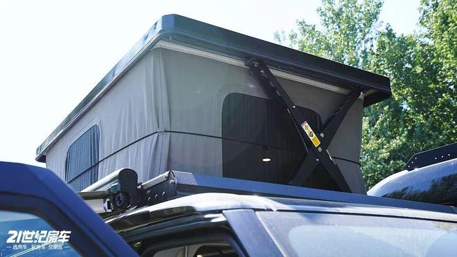 露营全OK驿舟先锋官V升顶宿营车AG真人网1798万元三张床通勤(图5)